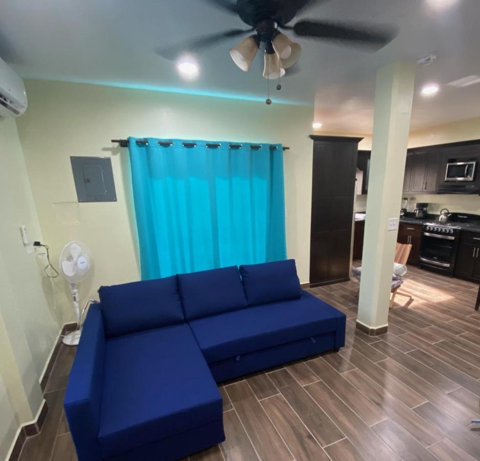 Meme'S Place Placencia Extérieur photo