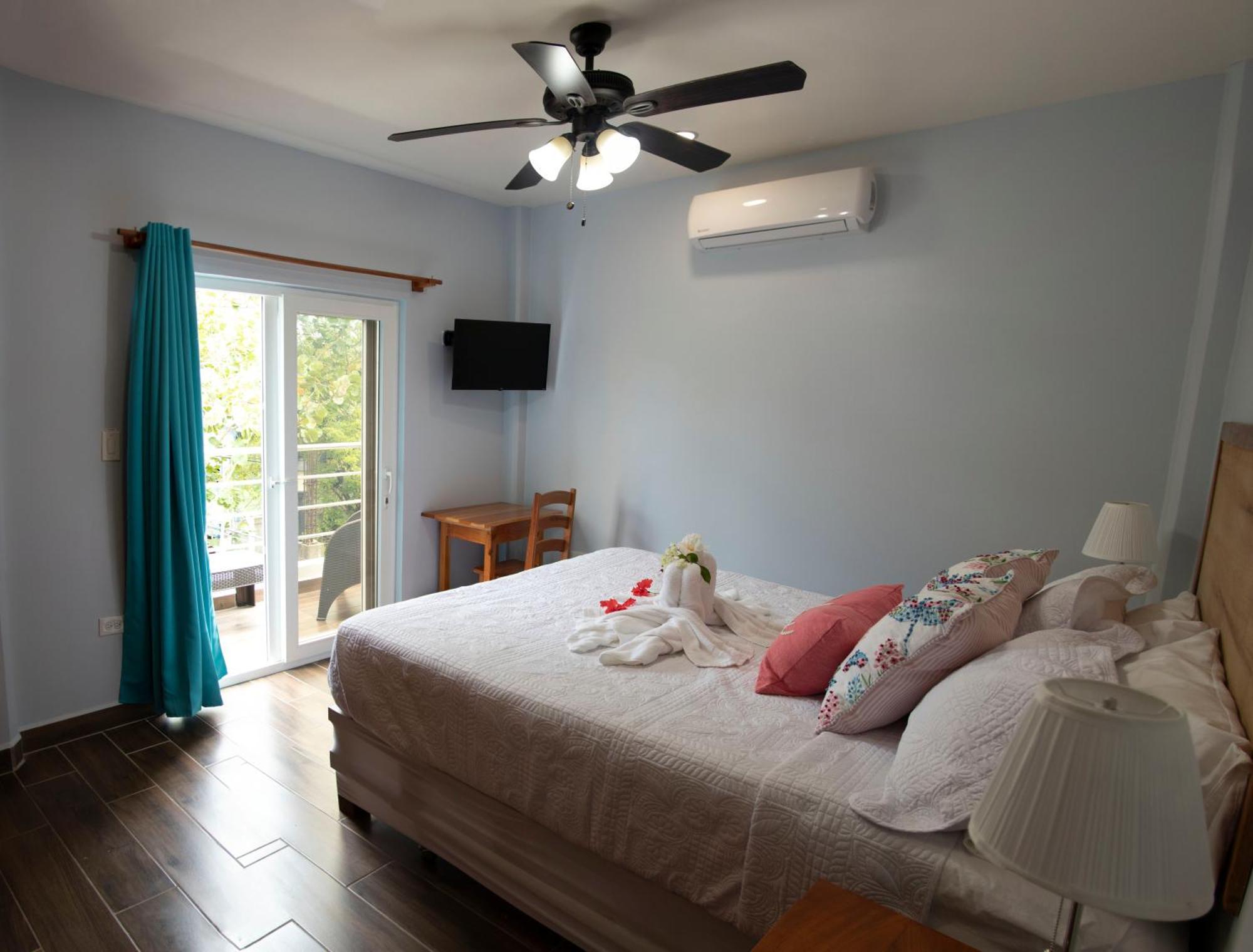 Meme'S Place Placencia Extérieur photo